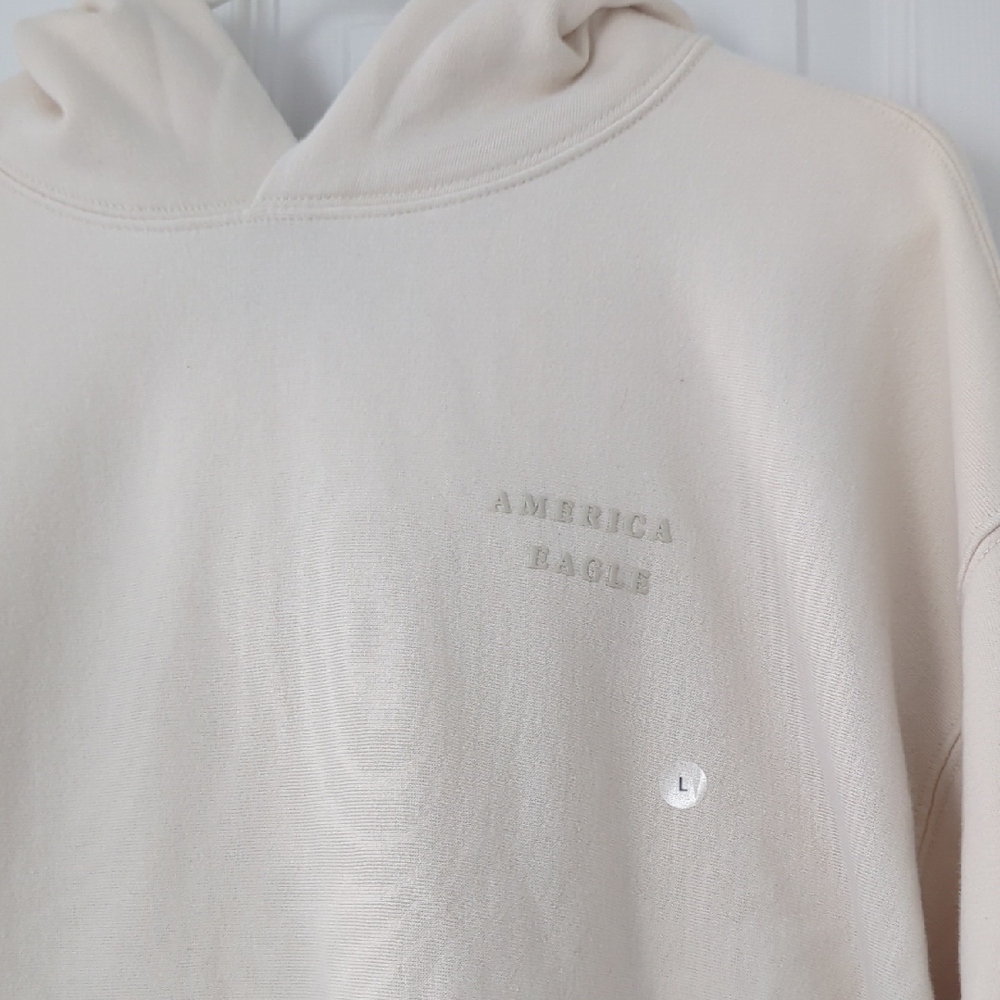 American Eagle Cream Hoodie